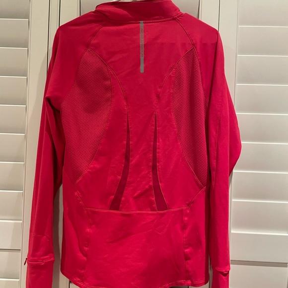 Women’s UnderArmour PINK 3/4 zip up— COLD GEAR— - Picture 3 of 3